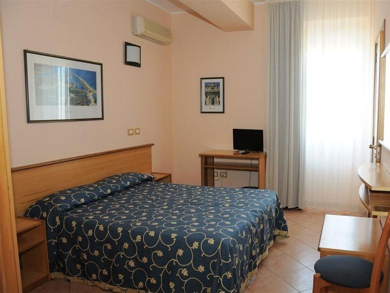 Gatto Bianco Casalabate Ξενοδοχείο Λέτσε Εξωτερικό φωτογραφία